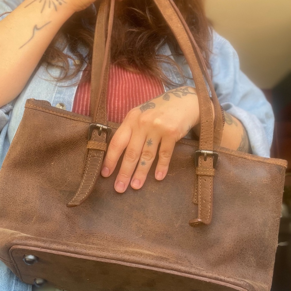 Adrian Klis Genuine Buffalo Leather Bag - Picture 5 of 6
